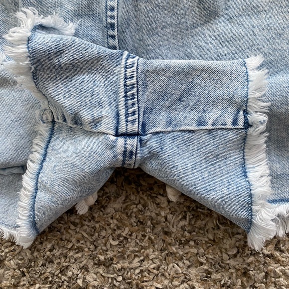 No Boundaries Girls Shorts w/ Adjustable Drawstring - Picture 5 of 5